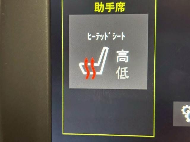 ジープ・レネゲード リミテッド　１オナ／バックカメラ／ブラインドスポット／ＥＴＣ／レーダークルーズ／シートヒーター／Ｐシート／ステアリングヒーター／フルセグ／アイドリングストップ／ディーラー車／レーンキープ（6枚目）