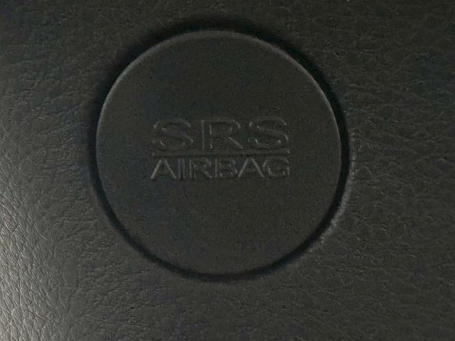 ジープ・レネゲード リミテッド　１オナ／バックカメラ／ブラインドスポット／ＥＴＣ／レーダークルーズ／シートヒーター／Ｐシート／ステアリングヒーター／フルセグ／アイドリングストップ／ディーラー車／レーンキープ（52枚目）