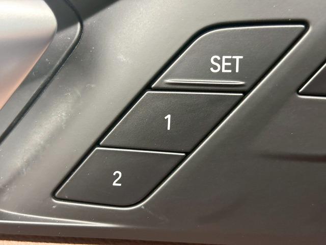 Ｘ５ ｘＤｒｉｖｅ３５ｄ　Ｍ　Ｓｐｏｒｔ　パノラマ／全周囲／電動リアゲート／ＥＴＣ／ブラインドスポット／ヘッドアップディスプレイ／シートヒーター＆シートクーラー／茶革／バーチャルコックピット／レーダークルーズ（28枚目）