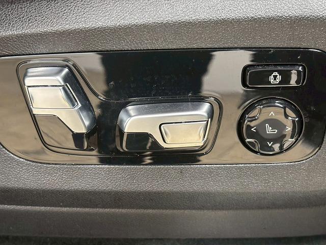 Ｘ５ ｘＤｒｉｖｅ３５ｄ　Ｍ　Ｓｐｏｒｔ　パノラマ／全周囲／電動リアゲート／ＥＴＣ／ブラインドスポット／ヘッドアップディスプレイ／シートヒーター＆シートクーラー／茶革／バーチャルコックピット／レーダークルーズ（34枚目）