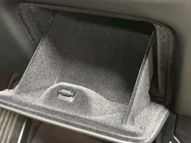 Ｘ５ ｘＤｒｉｖｅ３５ｄ　Ｍ　Ｓｐｏｒｔ　パノラマ／全周囲／電動リアゲート／ＥＴＣ／ブラインドスポット／ヘッドアップディスプレイ／シートヒーター＆シートクーラー／茶革／バーチャルコックピット／レーダークルーズ（40枚目）