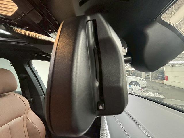 Ｘ５ ｘＤｒｉｖｅ３５ｄ　Ｍ　Ｓｐｏｒｔ　パノラマ／全周囲／電動リアゲート／ＥＴＣ／ブラインドスポット／ヘッドアップディスプレイ／シートヒーター＆シートクーラー／茶革／バーチャルコックピット／レーダークルーズ（49枚目）