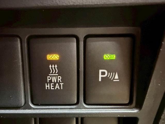 ハイラックス Z“GR SPORT” 禁煙車/全周囲/レーダークルーズ/ETC/クリアランスソナー/パワーシート/パドルシフト/トノカバー/アップルカープレイ/ナビキット/レーンキープ/衝突帰依減(6枚目)