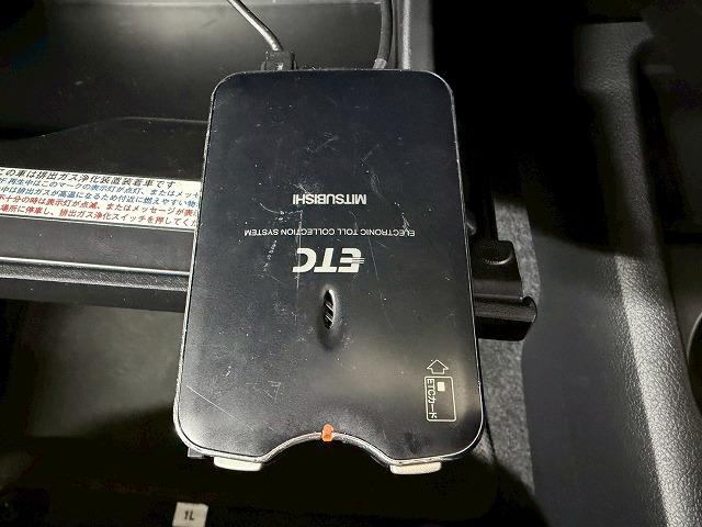 ハイラックス Z“GR SPORT” 禁煙車/全周囲/レーダークルーズ/ETC/クリアランスソナー/パワーシート/パドルシフト/トノカバー/アップルカープレイ/ナビキット/レーンキープ/衝突帰依減(31枚目)