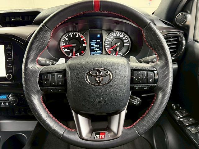 ハイラックス Z“GR SPORT” 禁煙車/全周囲/レーダークルーズ/ETC/クリアランスソナー/パワーシート/パドルシフト/トノカバー/アップルカープレイ/ナビキット/レーンキープ/衝突帰依減(48枚目)
