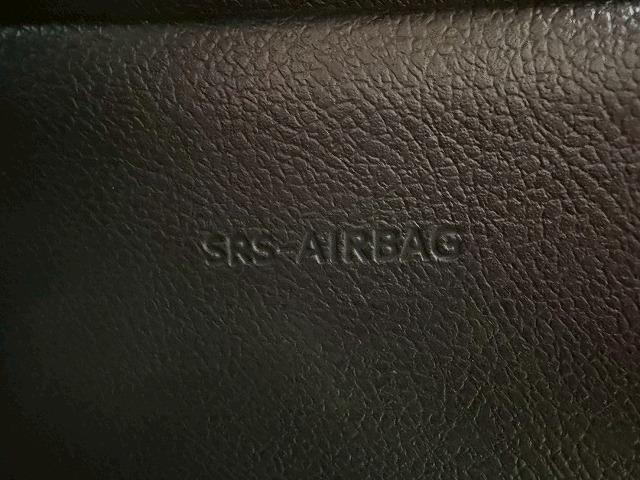 ハイラックス Z“GR SPORT” 禁煙車/全周囲/レーダークルーズ/ETC/クリアランスソナー/パワーシート/パドルシフト/トノカバー/アップルカープレイ/ナビキット/レーンキープ/衝突帰依減(54枚目)