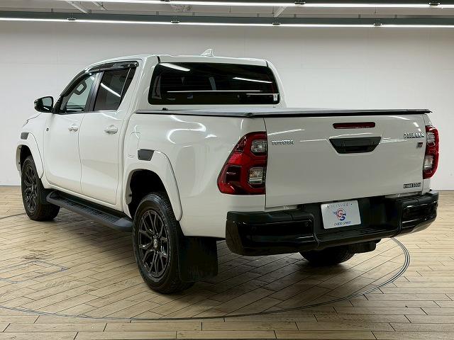 ハイラックス Z“GR SPORT” 禁煙車/全周囲/レーダークルーズ/ETC/クリアランスソナー/パワーシート/パドルシフト/トノカバー/アップルカープレイ/ナビキット/レーンキープ/衝突帰依減(70枚目)