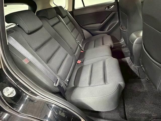 ＣＸ－５ ＸＤ　ＰＲＯＡＣＴＩＶＥ　禁煙車／レーダークルーズ／バックカメラ／ブラインドスポット／レーンキープ／オートライト／ＣＤ・ＤＶＤ再生／クリアランスソナー／ステアリングスイッチ／オートエアコン／オートライト（9枚目）