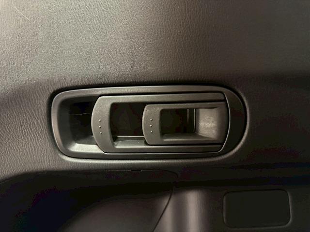 ＣＸ－５ ＸＤ　ＰＲＯＡＣＴＩＶＥ　禁煙車／レーダークルーズ／バックカメラ／ブラインドスポット／レーンキープ／オートライト／ＣＤ・ＤＶＤ再生／クリアランスソナー／ステアリングスイッチ／オートエアコン／オートライト（32枚目）