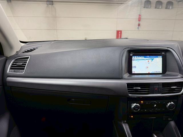 ＣＸ－５ ＸＤ　ＰＲＯＡＣＴＩＶＥ　禁煙車／レーダークルーズ／バックカメラ／ブラインドスポット／レーンキープ／オートライト／ＣＤ・ＤＶＤ再生／クリアランスソナー／ステアリングスイッチ／オートエアコン／オートライト（49枚目）