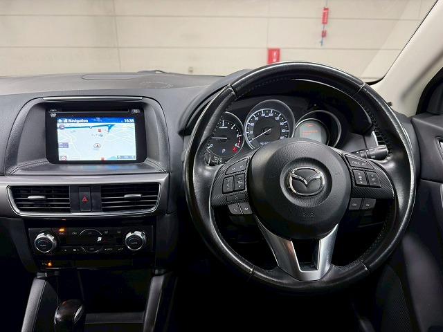 ＣＸ－５ ＸＤ　ＰＲＯＡＣＴＩＶＥ　禁煙車／レーダークルーズ／バックカメラ／ブラインドスポット／レーンキープ／オートライト／ＣＤ・ＤＶＤ再生／クリアランスソナー／ステアリングスイッチ／オートエアコン／オートライト（51枚目）