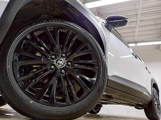 ヤリスクロス HYBRID Z ウルバーノ 禁煙車/全周囲/ブラインドスポット/ETC/レーダークルーズ/ブレーキホーホールド/アップルカープレイ/フルセグ/オートハイビーム/衝突軽減/レーンキープ/パワーシート(12枚目)