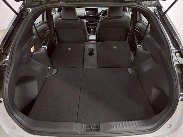 ヤリスクロス HYBRID Z ウルバーノ 禁煙車/全周囲/ブラインドスポット/ETC/レーダークルーズ/ブレーキホーホールド/アップルカープレイ/フルセグ/オートハイビーム/衝突軽減/レーンキープ/パワーシート(20枚目)