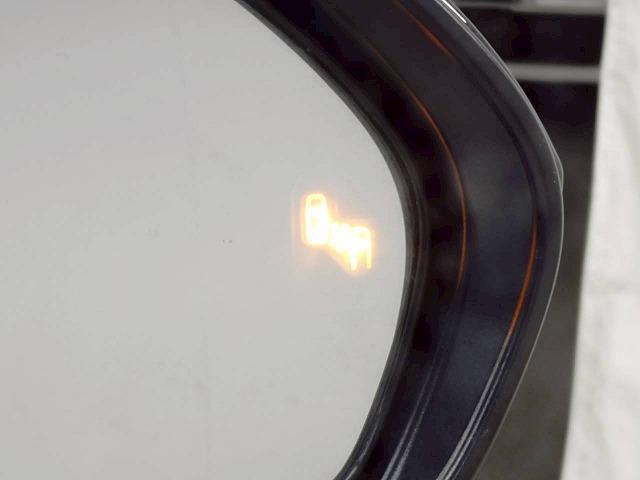 ヤリスクロス HYBRID Z ウルバーノ 禁煙車/全周囲/ブラインドスポット/ETC/レーダークルーズ/ブレーキホーホールド/アップルカープレイ/フルセグ/オートハイビーム/衝突軽減/レーンキープ/パワーシート(29枚目)