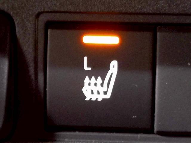 ヤリスクロス HYBRID Z ウルバーノ 禁煙車/全周囲/ブラインドスポット/ETC/レーダークルーズ/ブレーキホーホールド/アップルカープレイ/フルセグ/オートハイビーム/衝突軽減/レーンキープ/パワーシート(37枚目)