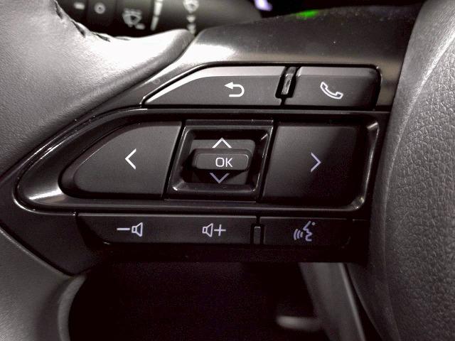 ヤリスクロス HYBRID Z ウルバーノ 禁煙車/全周囲/ブラインドスポット/ETC/レーダークルーズ/ブレーキホーホールド/アップルカープレイ/フルセグ/オートハイビーム/衝突軽減/レーンキープ/パワーシート(44枚目)