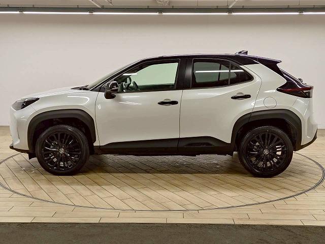 ヤリスクロス HYBRID Z ウルバーノ 禁煙車/全周囲/ブラインドスポット/ETC/レーダークルーズ/ブレーキホーホールド/アップルカープレイ/フルセグ/オートハイビーム/衝突軽減/レーンキープ/パワーシート(66枚目)