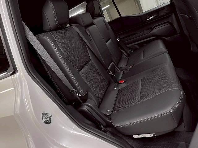 ランドクルーザー250 VX 禁煙/サンルーフ/全周囲/デジタルミラー/ルーフレール/レーダークルーズ/電動リアゲート/ブラインドスポット/HDMI/シートヒーター&シートクーラー/アップルカープレイ(11枚目)