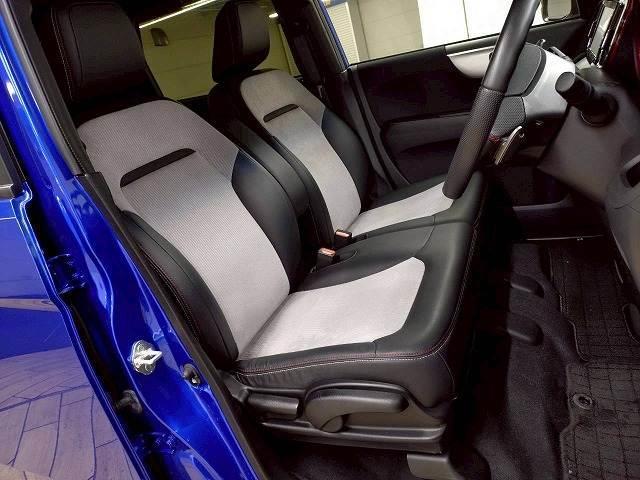 Ｎ－ＯＮＥ ◆２トーン　ＲＳ　禁煙車／バックカメラ／クルーズコントロール／パドルシフト／ステアリングスイッチ／純正アルミ／フォグランプ／オートライト／オートエアコン／スマートキー／横滑り制御装置／ＣＤ・ＤＶＤ再生（8枚目）