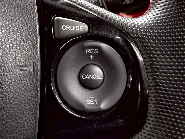 N-ONE ◆2トーン RS 禁煙車/バックカメラ/クルーズコントロール/パドルシフト/ステアリングスイッチ/純正アルミ/フォグランプ/オートライト/オートエアコン/スマートキー/横滑り制御装置/CD・DVD再生(40枚目)