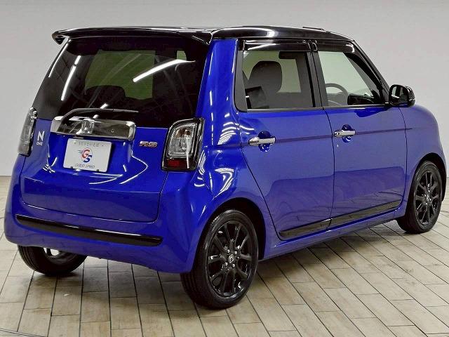 N-ONE ◆2トーン RS 禁煙車/バックカメラ/クルーズコントロール/パドルシフト/ステアリングスイッチ/純正アルミ/フォグランプ/オートライト/オートエアコン/スマートキー/横滑り制御装置/CD・DVD再生(65枚目)