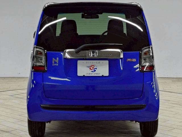 N-ONE ◆2トーン RS 禁煙車/バックカメラ/クルーズコントロール/パドルシフト/ステアリングスイッチ/純正アルミ/フォグランプ/オートライト/オートエアコン/スマートキー/横滑り制御装置/CD・DVD再生(66枚目)