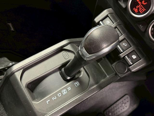 ジムニー XC 禁煙車/クルーズコントロール/バックカメラ/シートヒーター/衝突軽減/レーンキープ/ダウンヒルコントロール/純正アルミ/フォグランプ/ステアリングスイッチ/ヘッドアライトウォッシャー(35枚目)