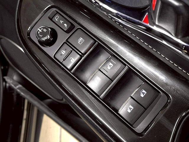 ハリアー ◆ELEGANCE 禁煙車/バックカメラ/レーダークルーズ/ETC/ブレーキホールド/オートハイビーム/アイドリングストップ/オートライト/オートエアコン/ステアリングスイッチ/CD・DVD再生(26枚目)