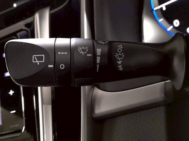 ハリアー ◆ELEGANCE 禁煙車/バックカメラ/レーダークルーズ/ETC/ブレーキホールド/オートハイビーム/アイドリングストップ/オートライト/オートエアコン/ステアリングスイッチ/CD・DVD再生(28枚目)