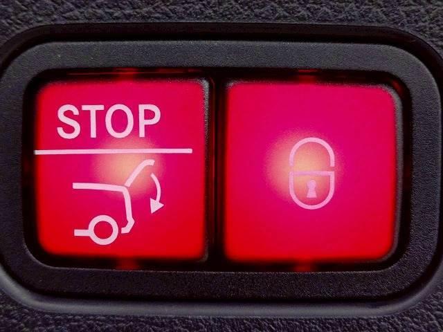 GLC GLC 220 d 4MATIC レザーEXP/パノラマ/全周囲/ブルメスター/ヘッドアップディスプレイ/アンビエント/ETC/ワイヤレス充電/レーダークルーズ/電動リアゲート/シートヒーター(7枚目)