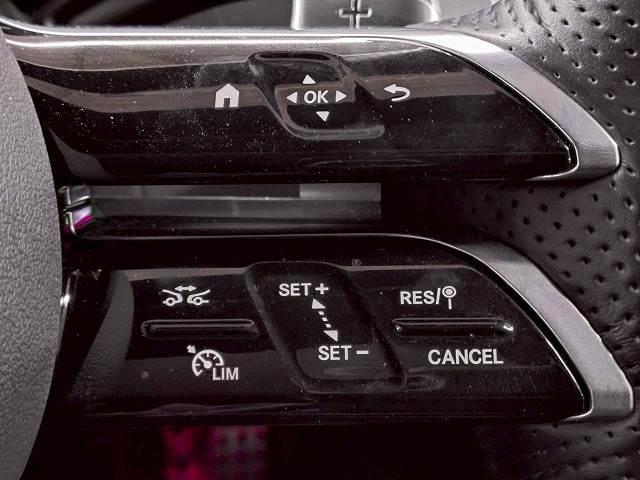 GLC GLC 220 d 4MATIC レザーEXP/パノラマ/全周囲/ブルメスター/ヘッドアップディスプレイ/アンビエント/ETC/ワイヤレス充電/レーダークルーズ/電動リアゲート/シートヒーター(8枚目)