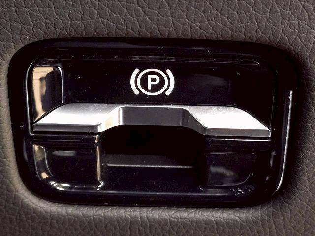 GLC GLC 220 d 4MATIC レザーEXP/パノラマ/全周囲/ブルメスター/ヘッドアップディスプレイ/アンビエント/ETC/ワイヤレス充電/レーダークルーズ/電動リアゲート/シートヒーター(31枚目)