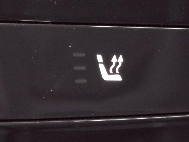 GLC GLC 220 d 4MATIC レザーEXP/パノラマ/全周囲/ブルメスター/ヘッドアップディスプレイ/アンビエント/ETC/ワイヤレス充電/レーダークルーズ/電動リアゲート/シートヒーター(39枚目)