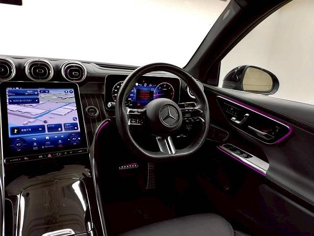 GLC GLC 220 d 4MATIC レザーEXP/パノラマ/全周囲/ブルメスター/ヘッドアップディスプレイ/アンビエント/ETC/ワイヤレス充電/レーダークルーズ/電動リアゲート/シートヒーター(50枚目)