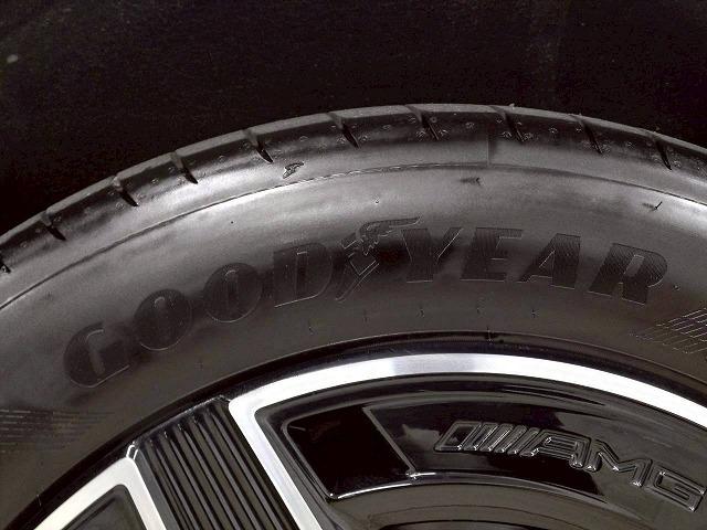 GLC GLC 220 d 4MATIC レザーEXP/パノラマ/全周囲/ブルメスター/ヘッドアップディスプレイ/アンビエント/ETC/ワイヤレス充電/レーダークルーズ/電動リアゲート/シートヒーター(62枚目)