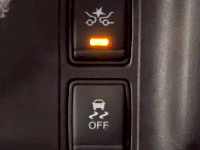 セレナ ハイウェイスター 大型ナビ/8型フリップダウン/プロパイロット/両側パワースライド/全周囲/デジタルミラー/ブレーキホールド/レーダークルーズ/レーンキープ/衝突軽減/Wエアコン(25枚目)