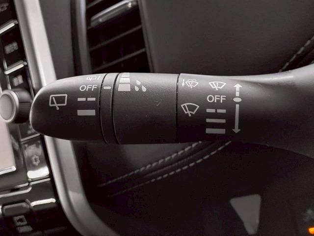 セレナ ハイウェイスター 大型ナビ/8型フリップダウン/プロパイロット/両側パワースライド/全周囲/デジタルミラー/ブレーキホールド/レーダークルーズ/レーンキープ/衝突軽減/Wエアコン(27枚目)