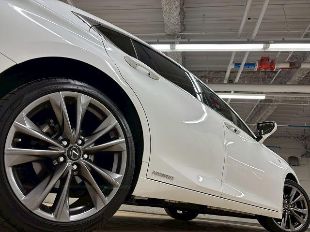 ES ES300h “F SPORT” 禁煙/サンルーフ/バックカメラ/レーダークルーズ/ブラインドスポット/シートクーラー/シートヒーター/ステアリングヒーター/ブレーキホールド/パドルシフト/シートメモリー(61枚目)