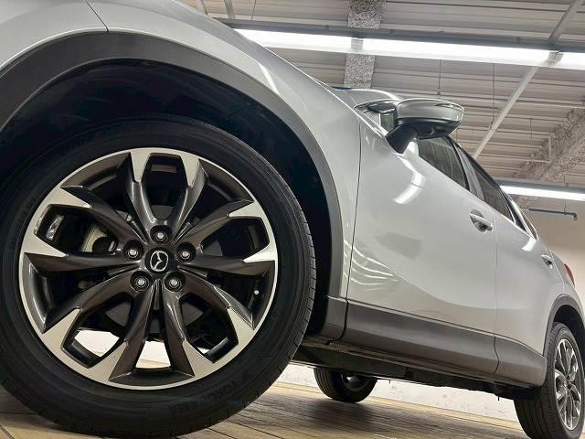 ＣＸ－５ ＸＤ　Ｌ　Ｐａｃｋａｇｅ　禁煙車／バックカメラ／シートヒーター／ＥＴＣ／ブラインドスポｌット／レーダークルーズ／シートメモリー／パワーシート／ＣＤ・ＤＶＤ再生／フォグランプ／ステアリングスイッチ（13枚目）