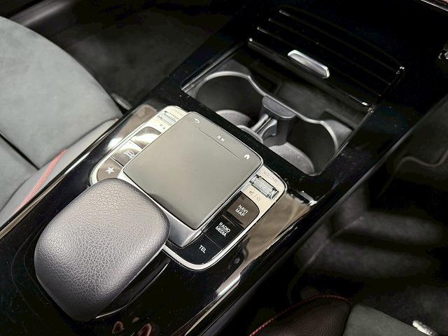 Ａクラス Ａ２００ｄ　ＡＭＧライン　禁煙車／全周囲／アドバンスドＰＫＧ／ＥＴＣ／レザーセフティＰＫＧ／ナビゲーションＰＫＧ／ヘッドアップディスプレイ／レーダークルーズ／シートヒーター／パワーシート／ワイヤレス充電／ブラインドスポット（31枚目）