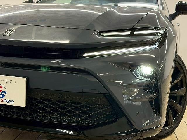 クラウンスポーツ ＳＰＯＲＴ　Ｚ　（ＨＥＶ）　１オナ／パノラマルーフ／茶革／全周囲／トヨタチームメイト／デジタルミラー／電動リアゲート／アップルカープレイ／シートヒーター＆シートクーラー／ＡＣ１００Ｖ／ヘッドアップディスプレイ（12枚目）