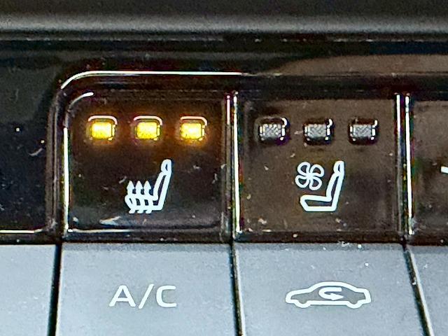 クラウンスポーツ ＳＰＯＲＴ　Ｚ　（ＨＥＶ）　１オナ／パノラマルーフ／茶革／全周囲／トヨタチームメイト／デジタルミラー／電動リアゲート／アップルカープレイ／シートヒーター＆シートクーラー／ＡＣ１００Ｖ／ヘッドアップディスプレイ（32枚目）