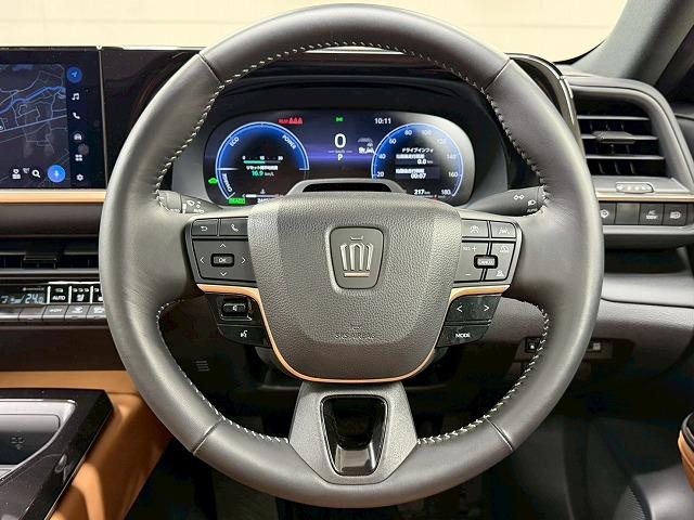 クラウンスポーツ ＳＰＯＲＴ　Ｚ　（ＨＥＶ）　１オナ／パノラマルーフ／茶革／全周囲／トヨタチームメイト／デジタルミラー／電動リアゲート／アップルカープレイ／シートヒーター＆シートクーラー／ＡＣ１００Ｖ／ヘッドアップディスプレイ（52枚目）