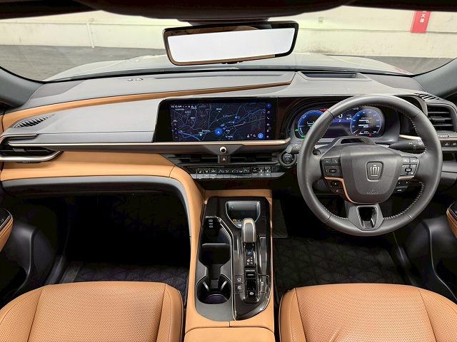 クラウンスポーツ ＳＰＯＲＴ　Ｚ　（ＨＥＶ）　１オナ／パノラマルーフ／茶革／全周囲／トヨタチームメイト／デジタルミラー／電動リアゲート／アップルカープレイ／シートヒーター＆シートクーラー／ＡＣ１００Ｖ／ヘッドアップディスプレイ（54枚目）