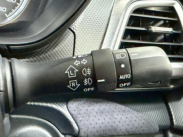フォレスター SPORT 禁煙/デジタルミラー/メーカナビ/レダークルーズ/電動リアゲート/シートヒーター/ステアリングヒーター/パワーシート/アイサイト/ブラインドスポット/後席シートヒーター(43枚目)