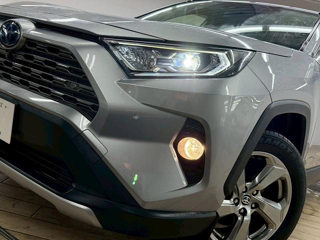 ＲＡＶ４ ＨＹＢＲＩＤ　Ｇ　禁煙／全周囲／電動リアゲート／シートヒーター／ＡＣ１００Ｖ／レーダークルーズ／ブラインドスポット／アップルカープレイ／ステアリングヒーター／シートメモリー／ナビキッド／レーンキープ（61枚目）