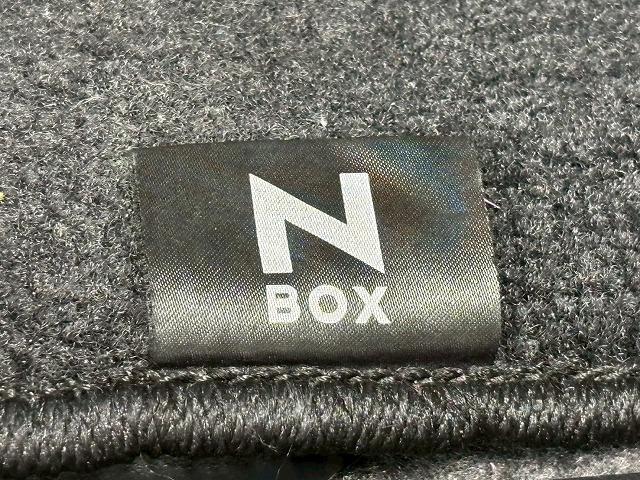 Ｎ－ＢＯＸカスタム ◆Ｃｕｓｔｏｍ　ＳＳパッケージ　禁煙車／バックカメラ／両側パワースライド／横滑り制御装置／ステアリングスイッチ／ＥＴＣ／横滑り制御装置／オートエアコン／ステアリングスイッチ／スマートキー／ＣＤ・ＤＶＤ再生（36枚目）