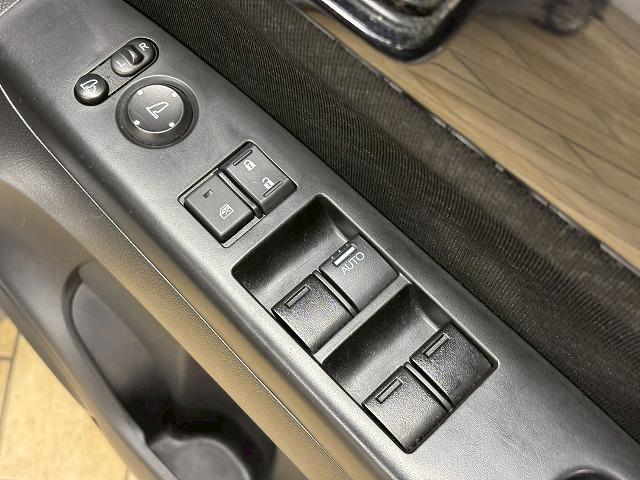 Ｎ－ＢＯＸカスタム ◆Ｃｕｓｔｏｍ　ＳＳパッケージ　禁煙車／バックカメラ／両側パワースライド／横滑り制御装置／ステアリングスイッチ／ＥＴＣ／横滑り制御装置／オートエアコン／ステアリングスイッチ／スマートキー／ＣＤ・ＤＶＤ再生（37枚目）