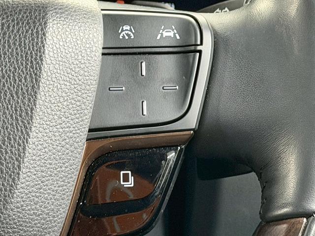 ヴェルファイアハイブリッド Ｚ　Ｐｒｅｍｉｅｒ　全周囲／サンルーフ／フリップダウン／ＡＣ１００Ｖ／ユニバーサルステップ／ワイヤレス充電／アップルカープレイ／シートヒーター＆シートクーラー／ヘッドアップディスプレイ／ステアリングヒーター（31枚目）