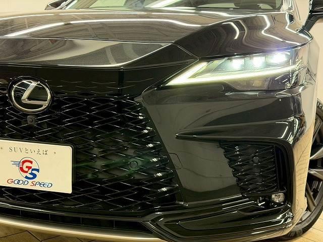 ＲＸ ＲＸ５００ｈ　“Ｆ　ＳＰＯＲＴ　Ｐｅｒｆｏｒｍａｎｃｅ”　禁煙／パノラマルーフ／マクレビ／全周囲／デジタルミラー／電動リアゲート／ヘッドアップディスプレイ／アップルカープレイ／パドルシフト／レーダークルーズ／ブラインドスポット（11枚目）